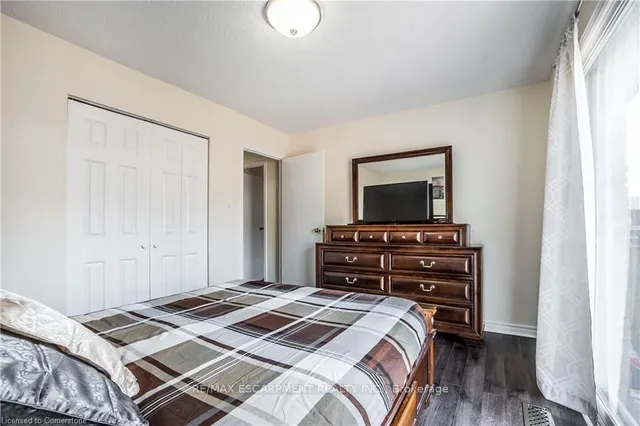 Additional property image - 24 Bow Valley Dr