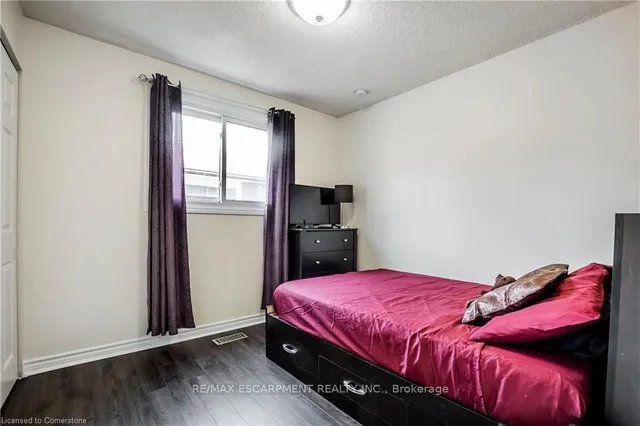 Additional property image - 24 Bow Valley Dr