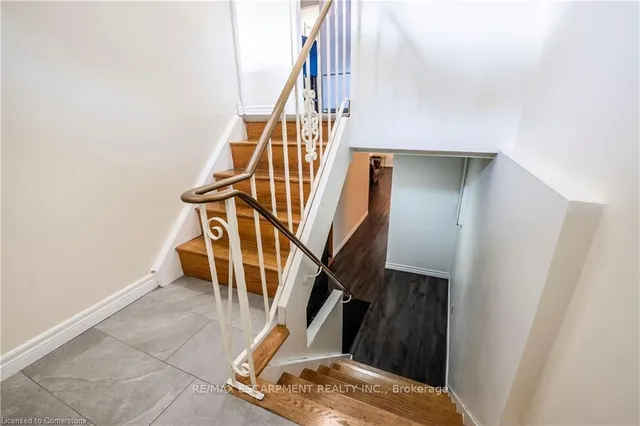 Additional property image - 24 Bow Valley Dr