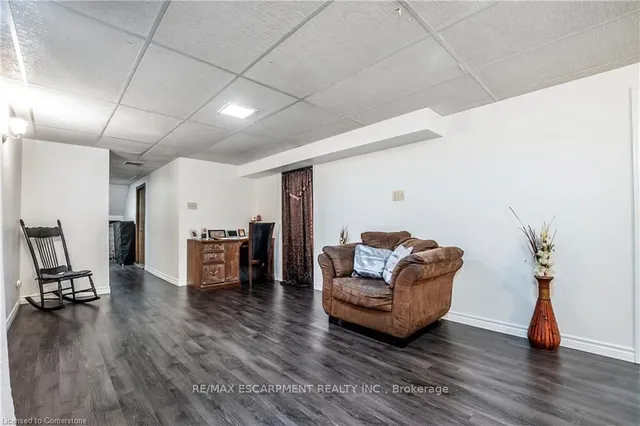 Additional property image - 24 Bow Valley Dr