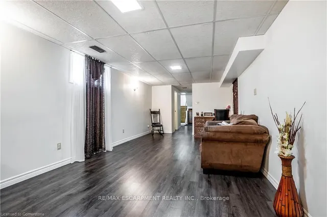 Additional property image - 24 Bow Valley Dr
