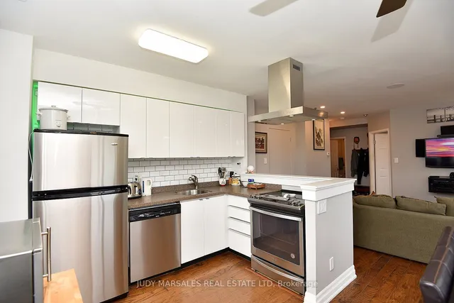 Additional image 20 of 36 James St Unit 1105