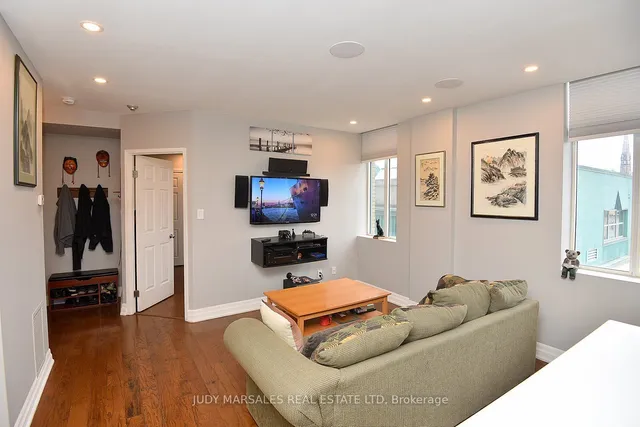 Additional image 34 of 36 James St Unit 1105