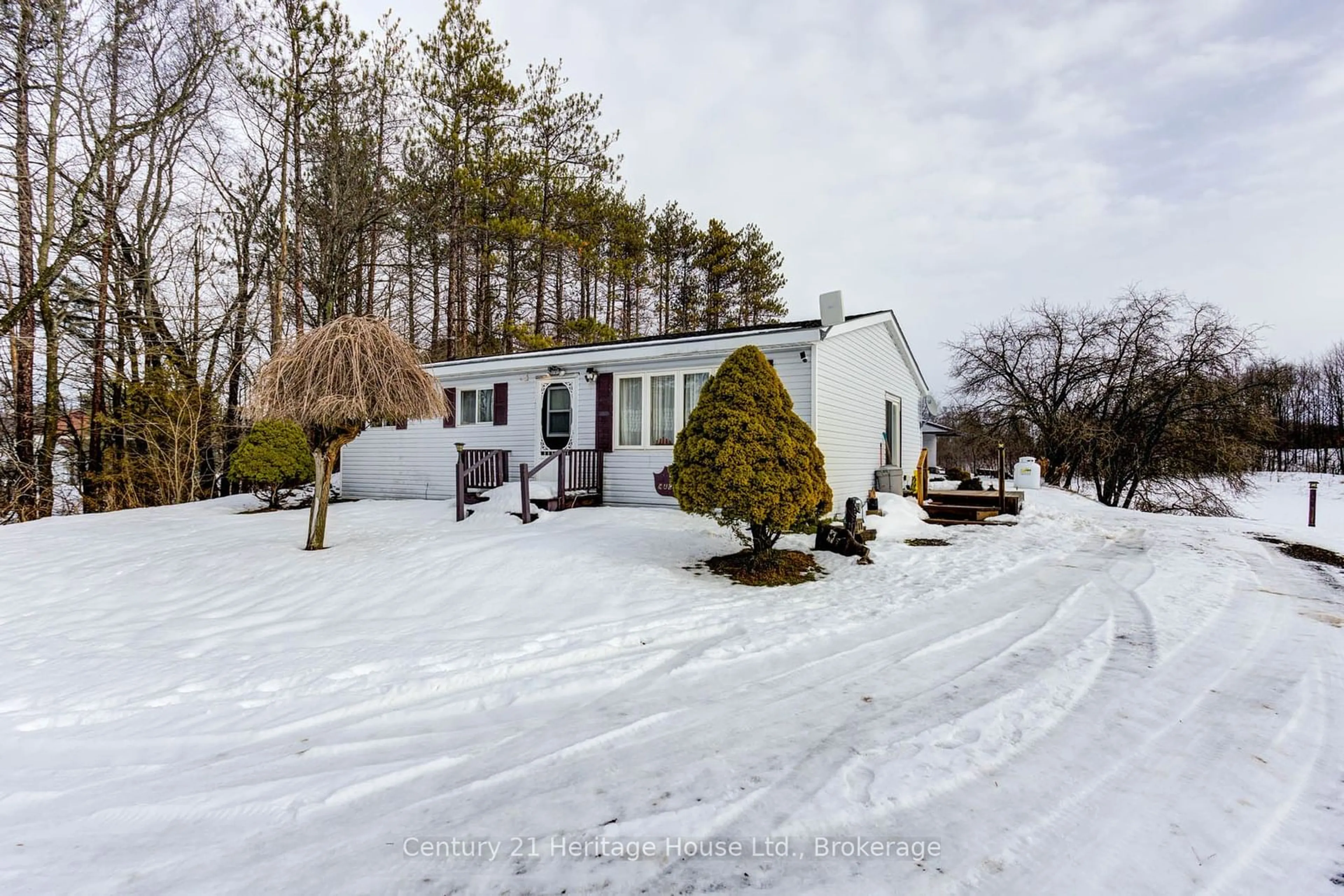 Unknown for 633455 Artemesia-Glenelg T Line, Grey Highlands Ontario N0C 1K0