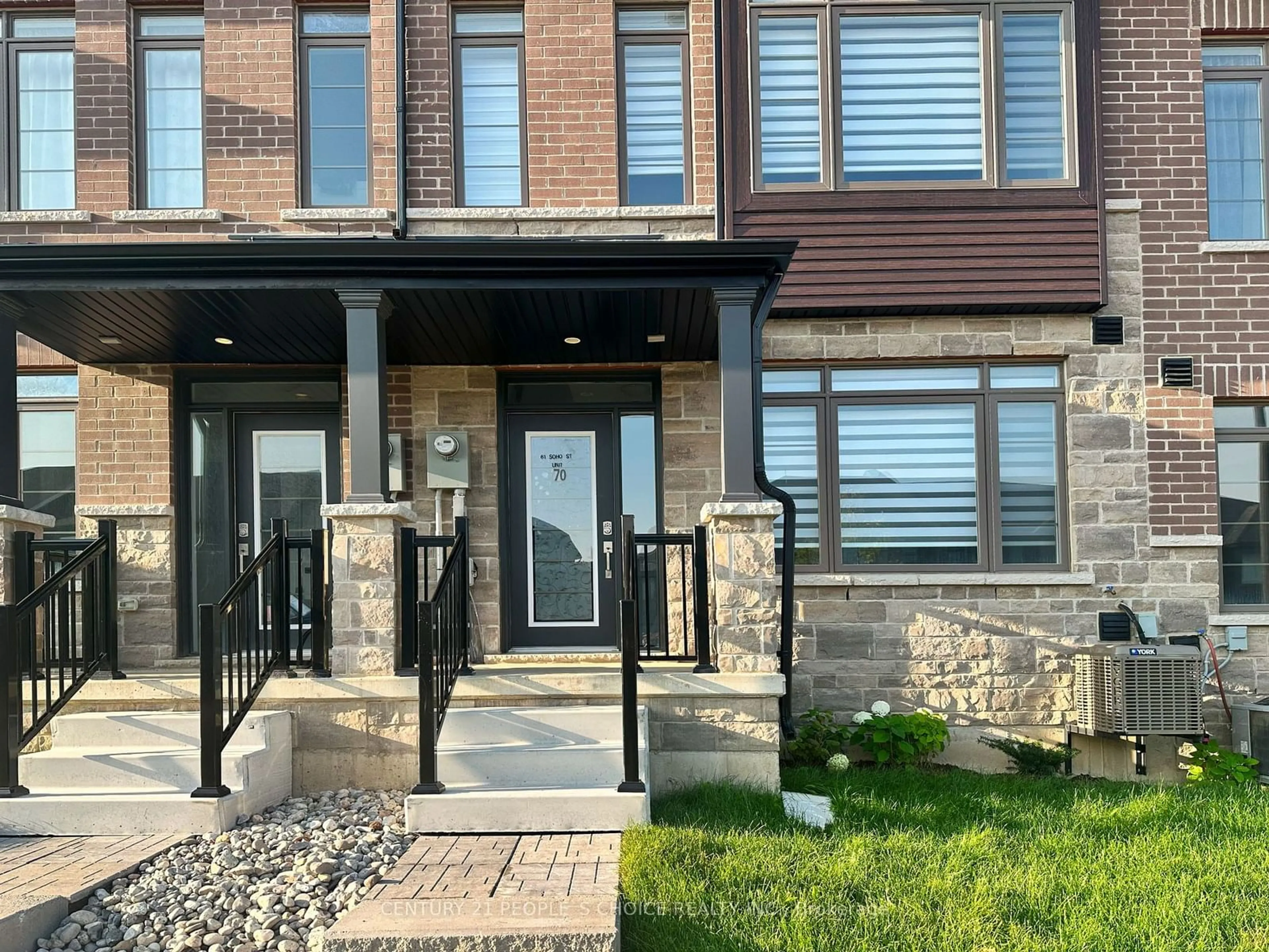 Home with brick exterior material, street for 61 Soho St #70, Hamilton Ontario L8J 0M6