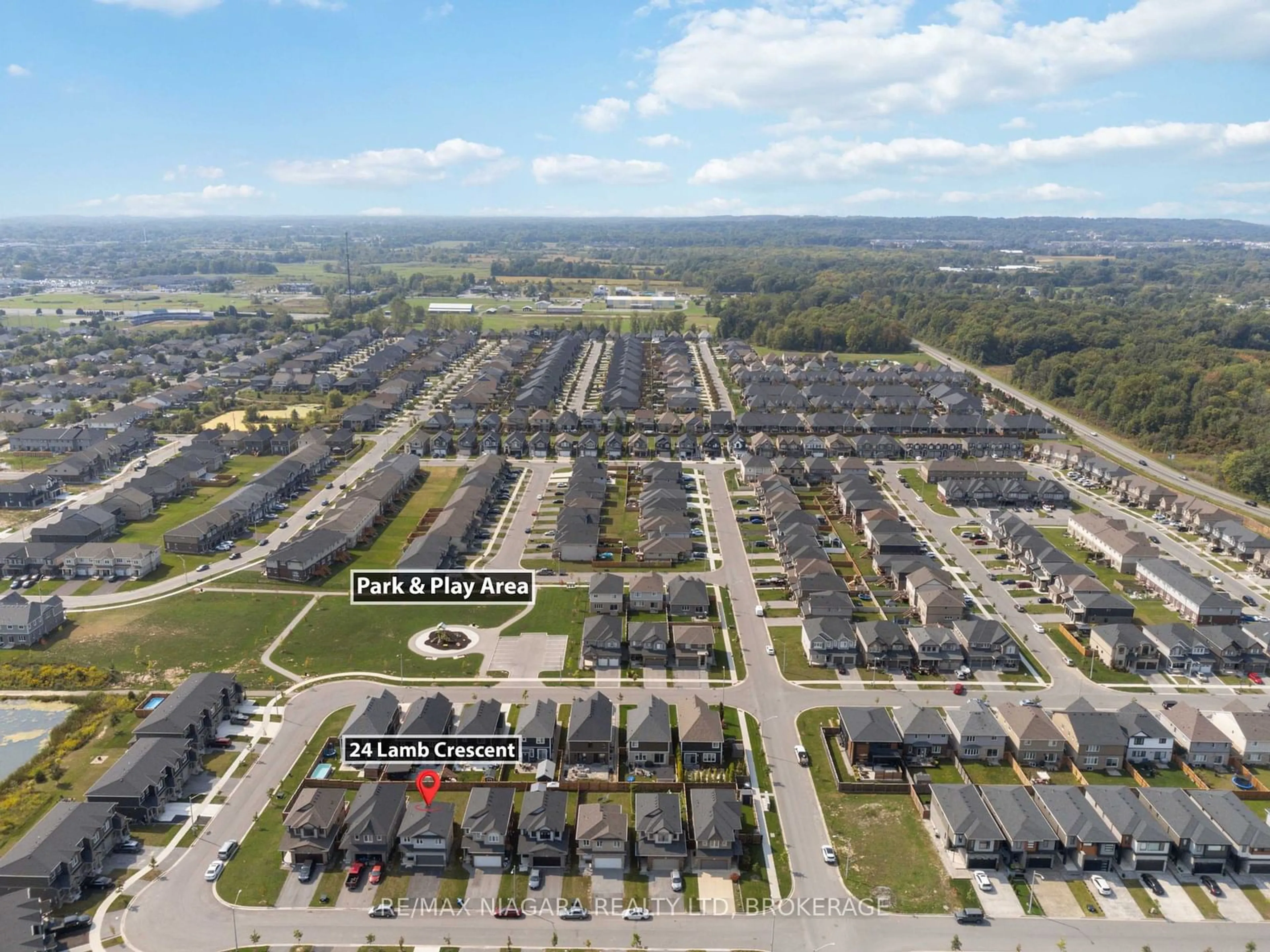 A pic from outside/outdoor area/front of a property/back of a property/a pic from drone, street for 24 Lamb Cres, Thorold Ontario L0S 1K0