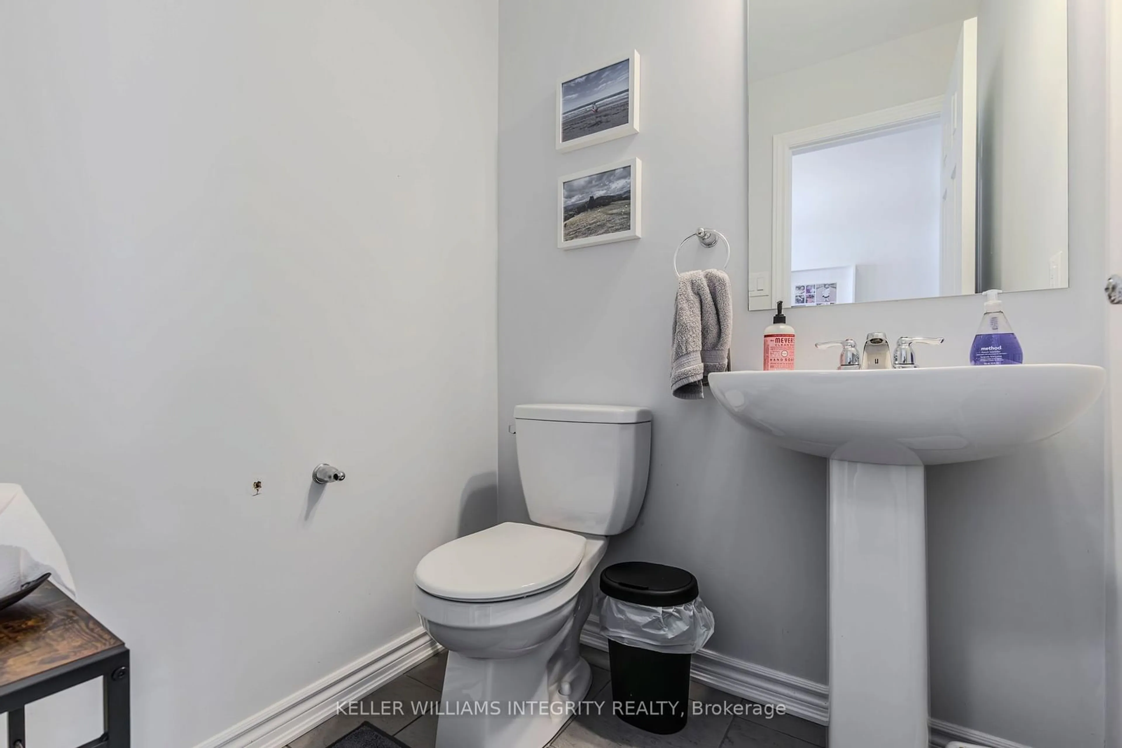 Standard bathroom, unknown for 563 Rye Grass Way, Barrhaven Ontario K2J 6Z9