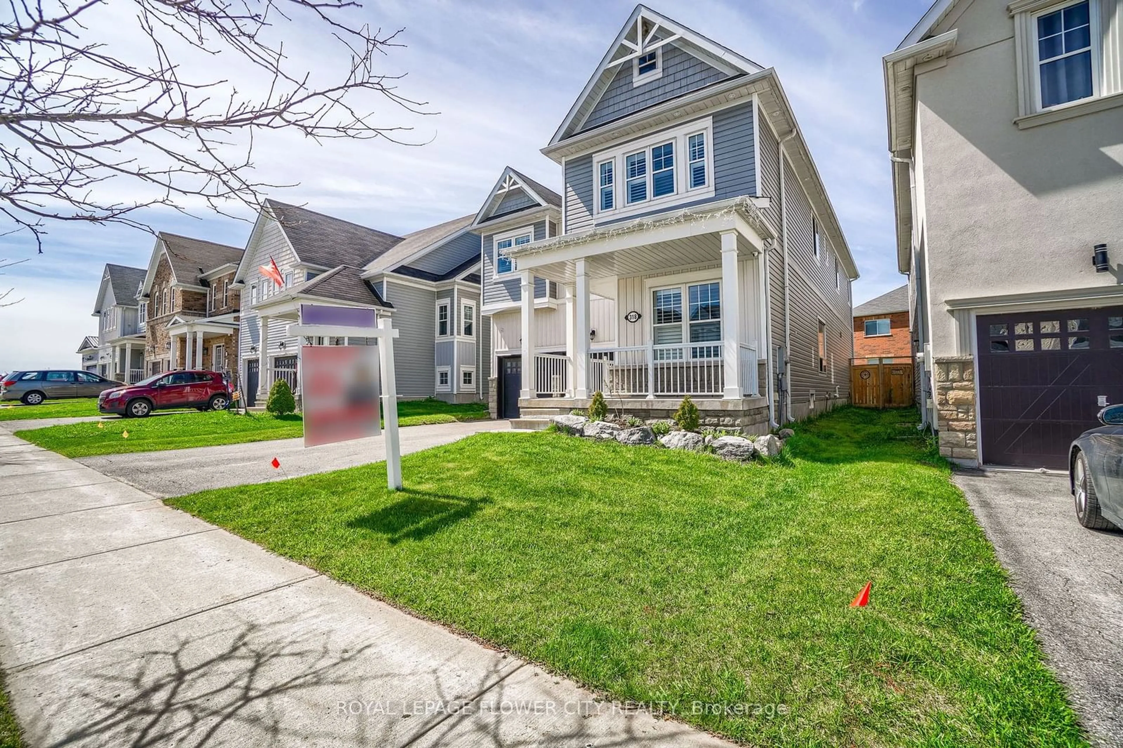 Home with vinyl exterior material, street for 318 Wallace St, Shelburne Ontario L9V 2S2