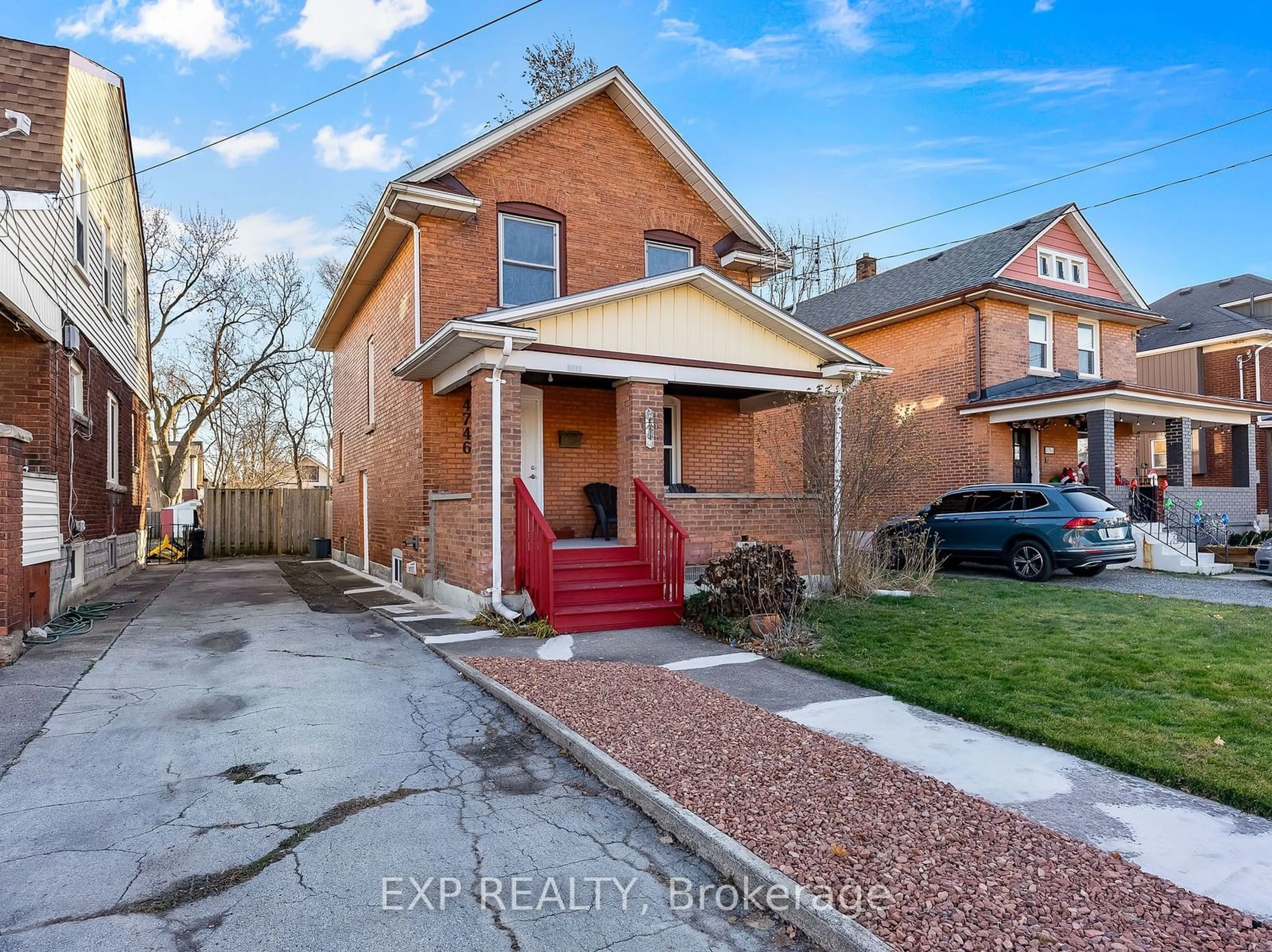 Home with brick exterior material, street for 4746 Fourth Ave, Niagara Falls Ontario L2E 4N8