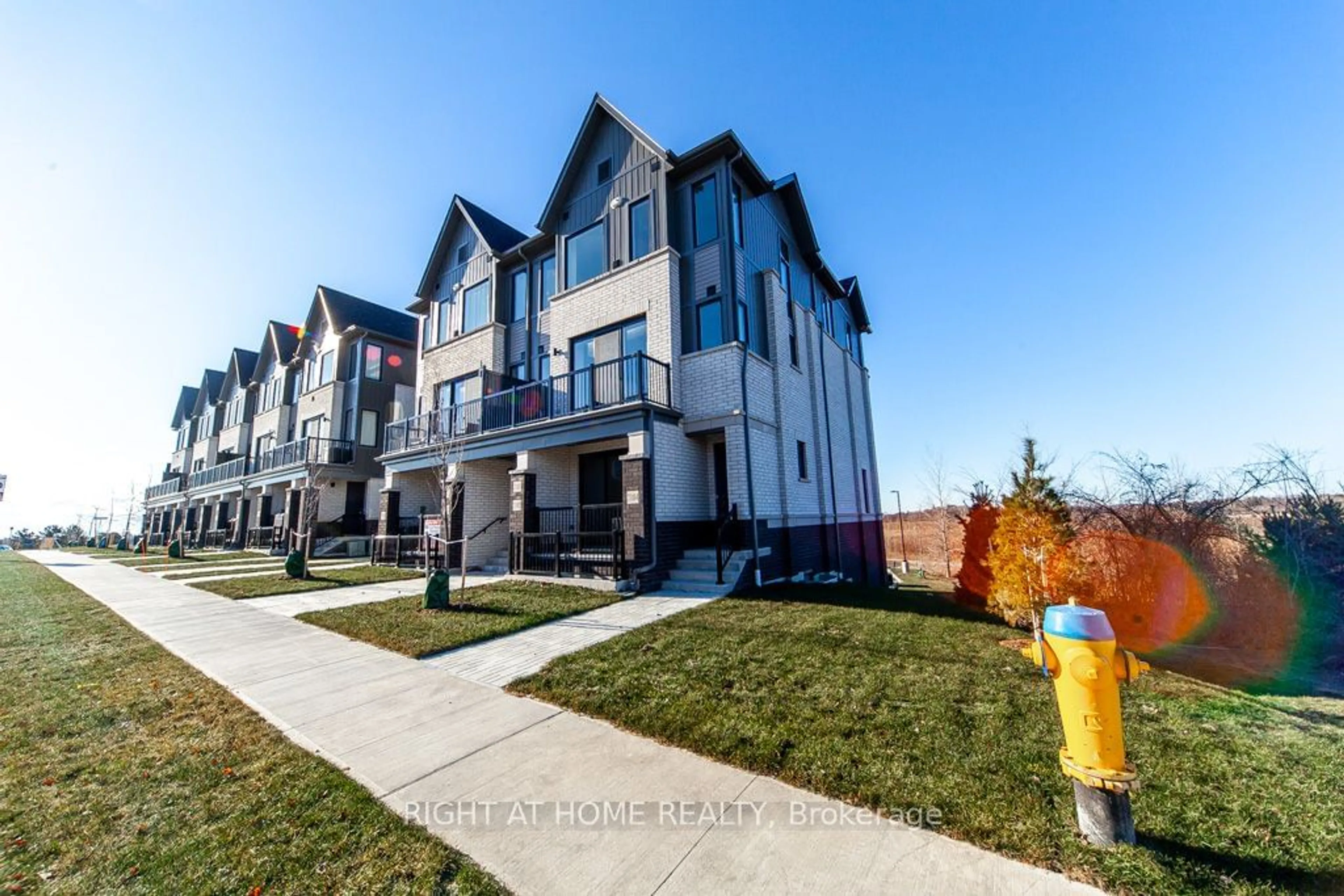 A pic from outside/outdoor area/front of a property/back of a property/a pic from drone, unknown for 160 Densmore Rd #2104, Cobourg Ontario K9A 0X8