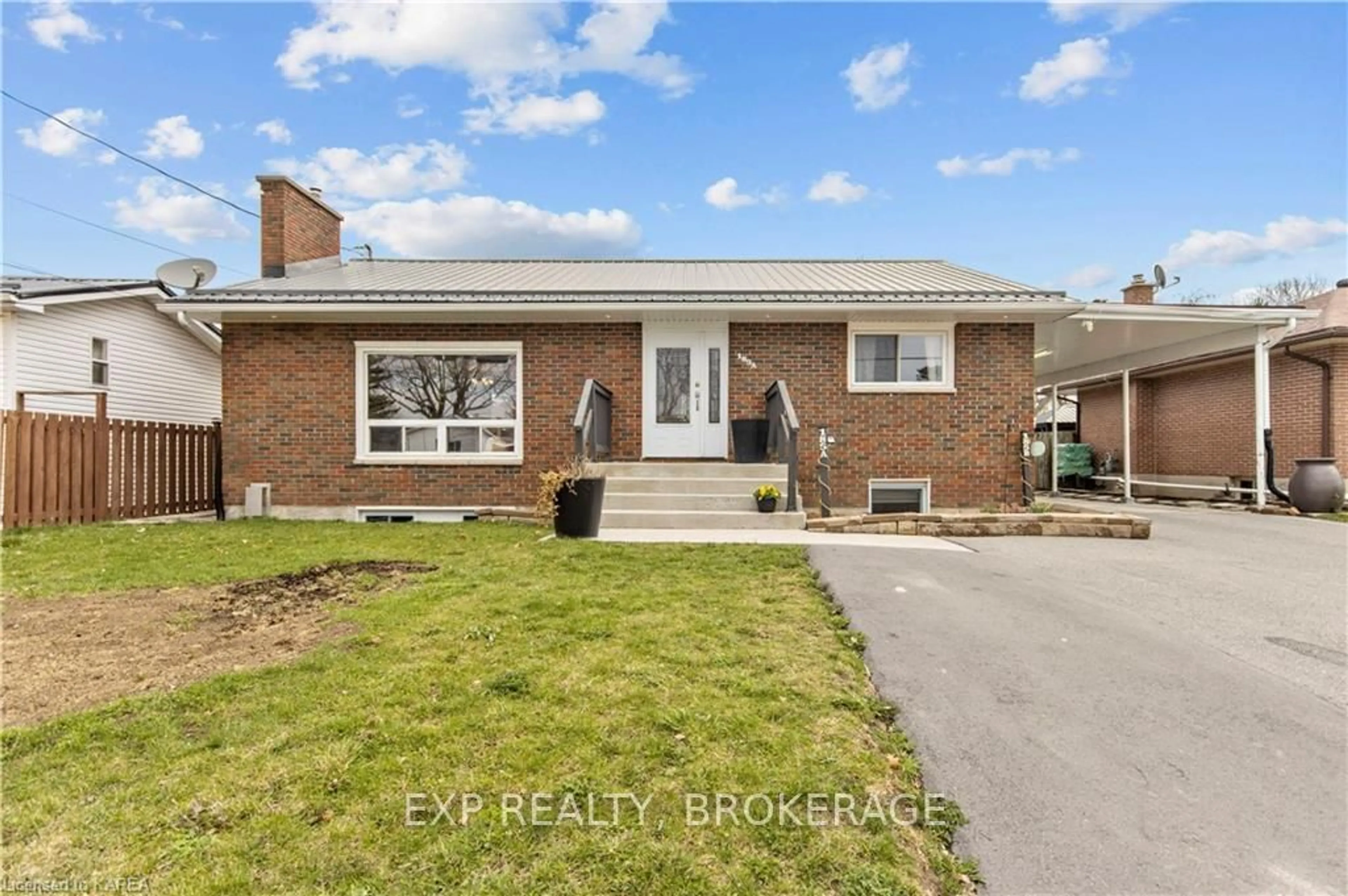 Home with brick exterior material, street for 185 ELM St #A & B, Gananoque Ontario K7G 2T1