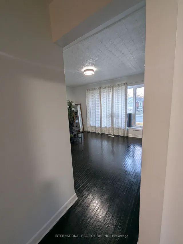 Additional property image - 99 West 4th St