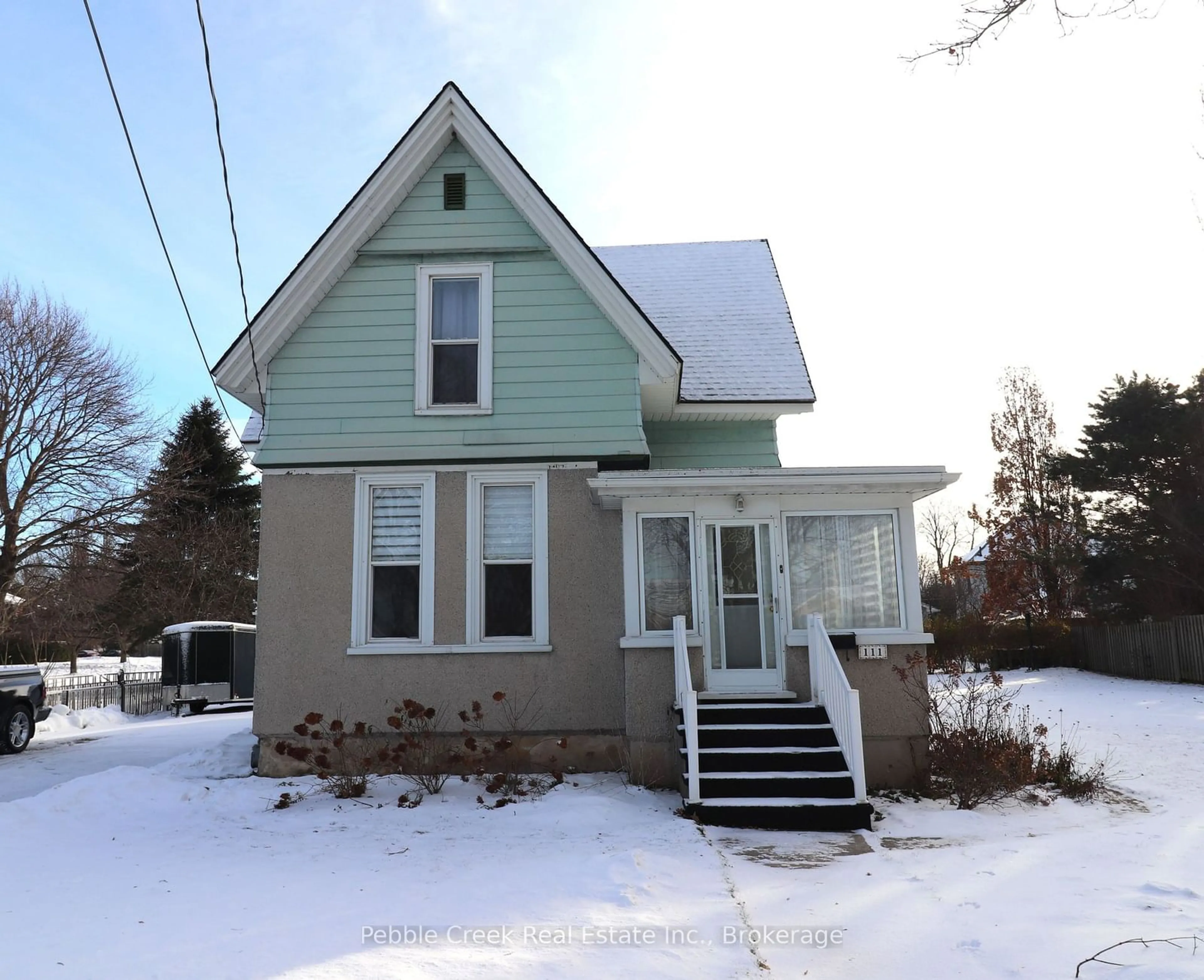 Home with vinyl exterior material, street for 111 St Georges Cres, Goderich Ontario N7A 2M1