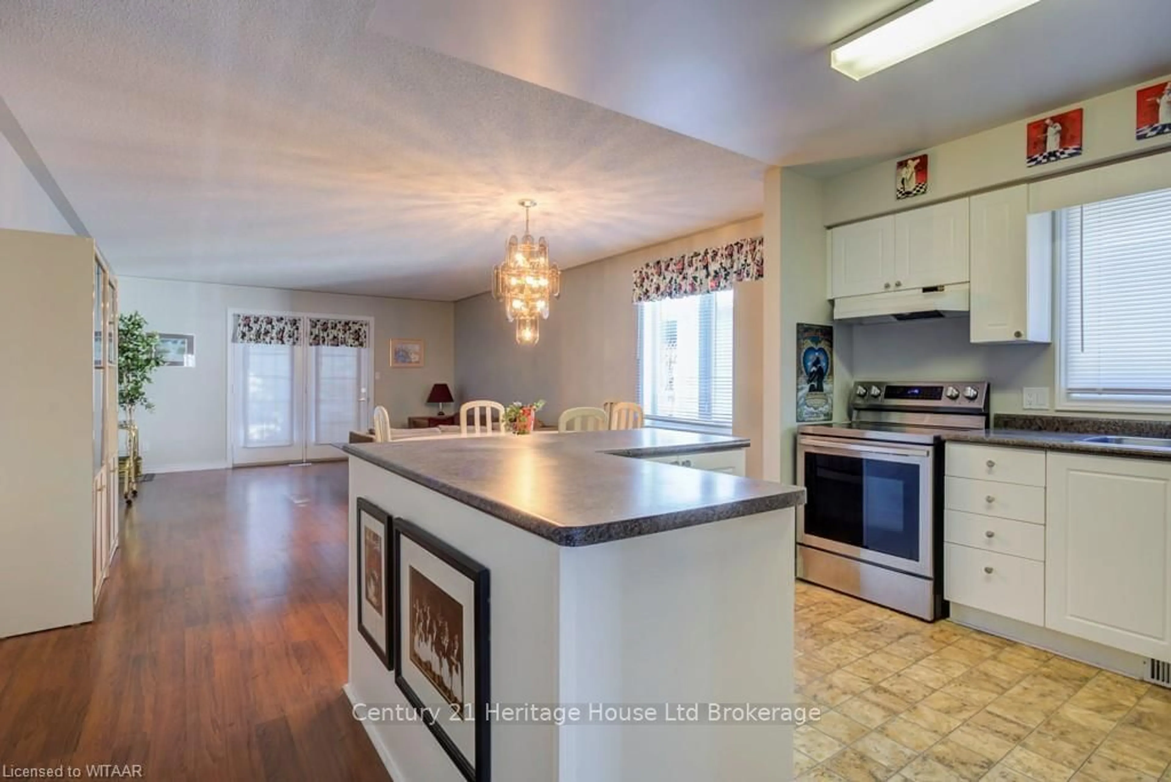 Open concept kitchen, unknown for 5 ARMSTRONG Dr, Tillsonburg Ontario N4G 5T3