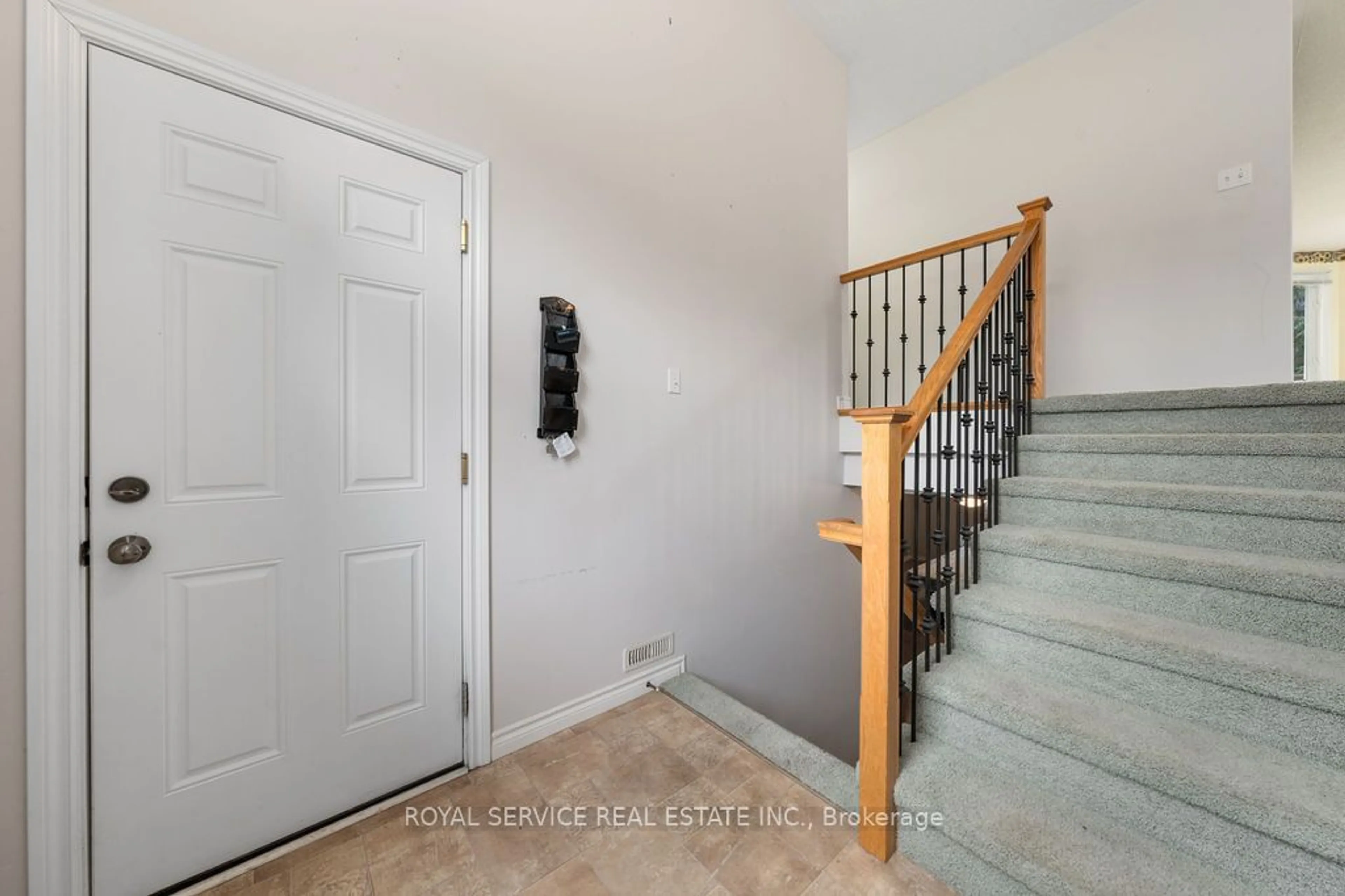 Indoor entryway for 31 Ackerman St, Prince Edward County Ontario K0K 2T0