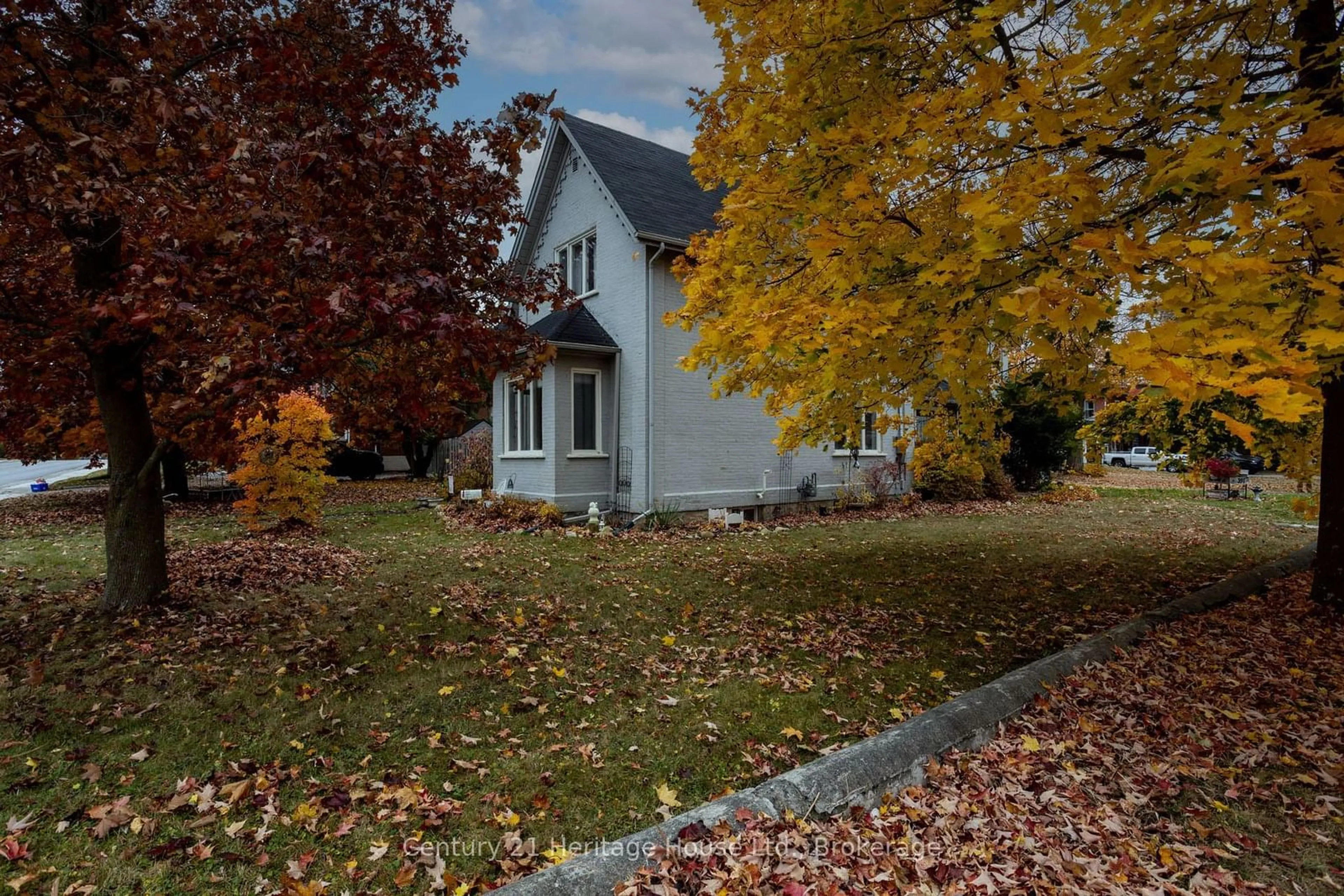 A pic from outside/outdoor area/front of a property/back of a property/a pic from drone, street for 397 Lambton St, West Grey Ontario N0G 1R0