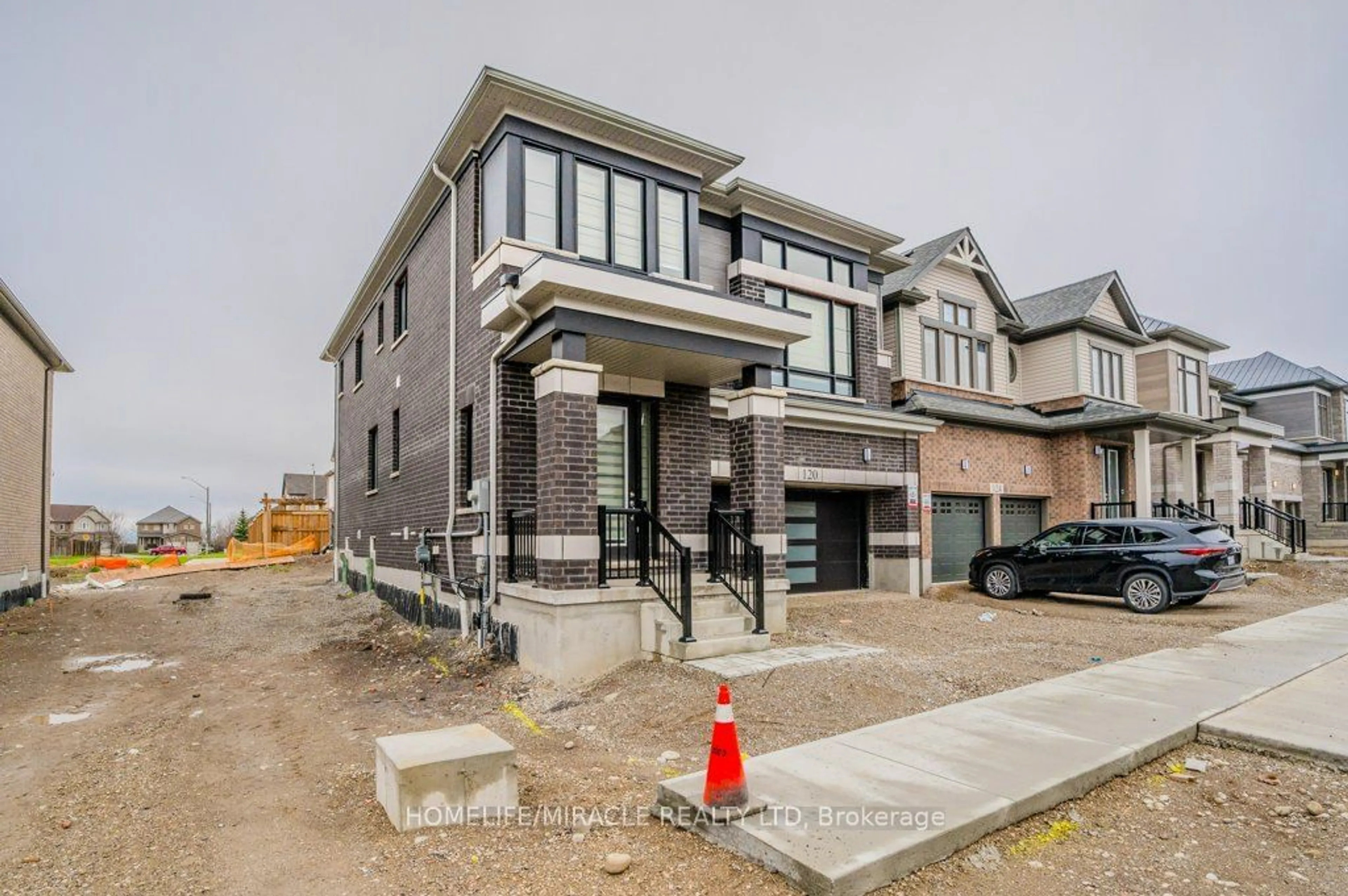 Home with brick exterior material, street for 120 Blacklock St, Cambridge Ontario N1S 0E3