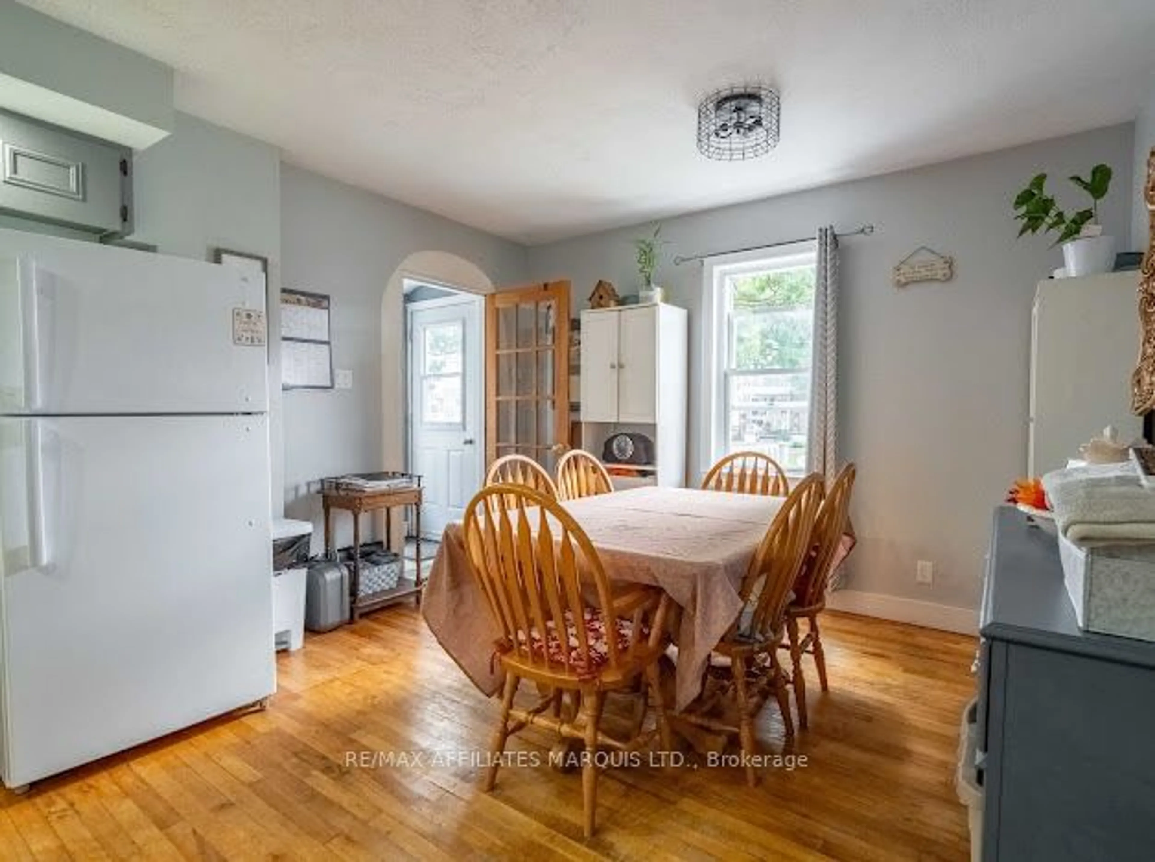 Dining room, unknown for 301 Belmont St, Cornwall Ontario K6H 4Z7