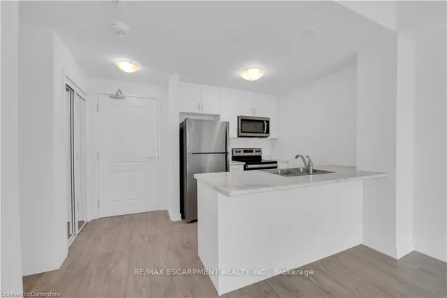 Additional property image - 460 Dundas St Unit 426