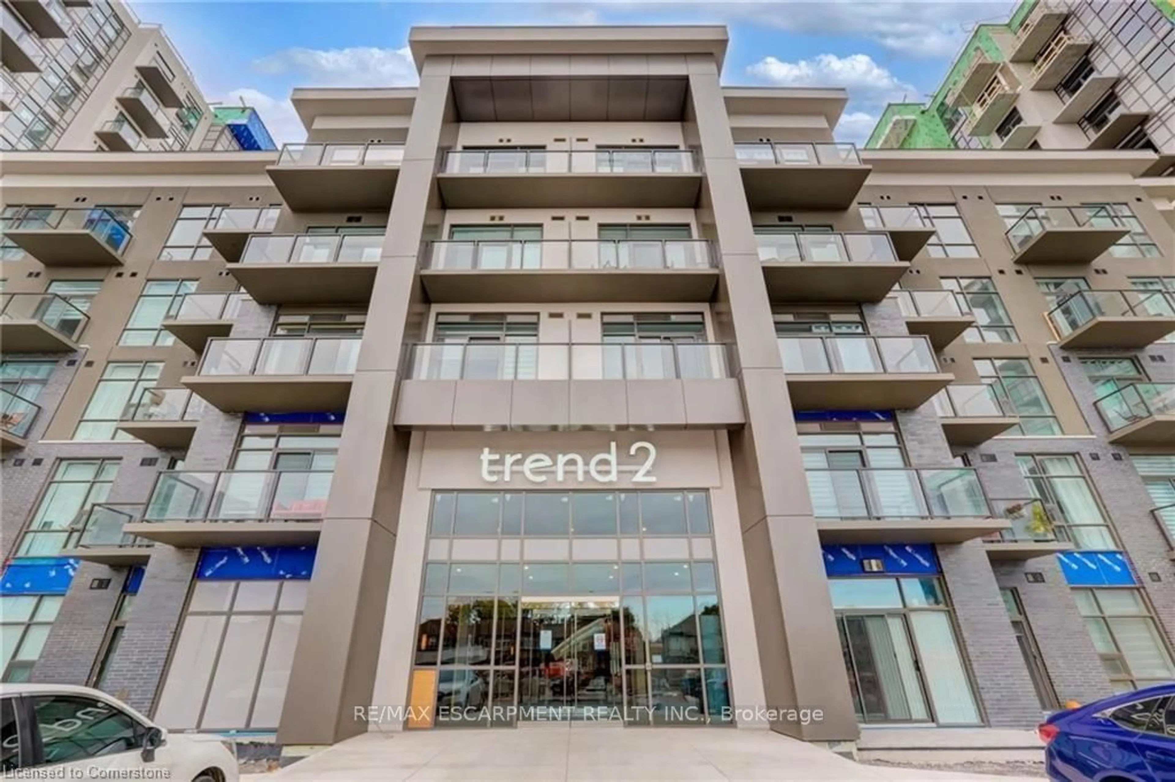 Indoor foyer for 460 Dundas St #426, Hamilton Ontario L0R 2H4