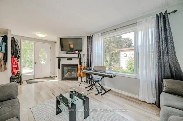 Additional property image - 148 Maple Cres