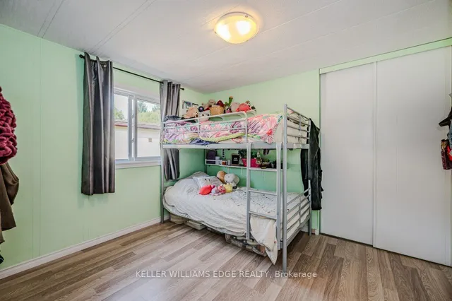 Additional property image - 148 Maple Cres