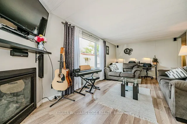 Additional property image - 148 Maple Cres