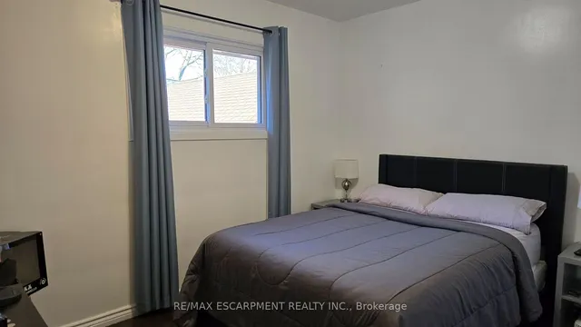 Additional property image - 208 West 19th St