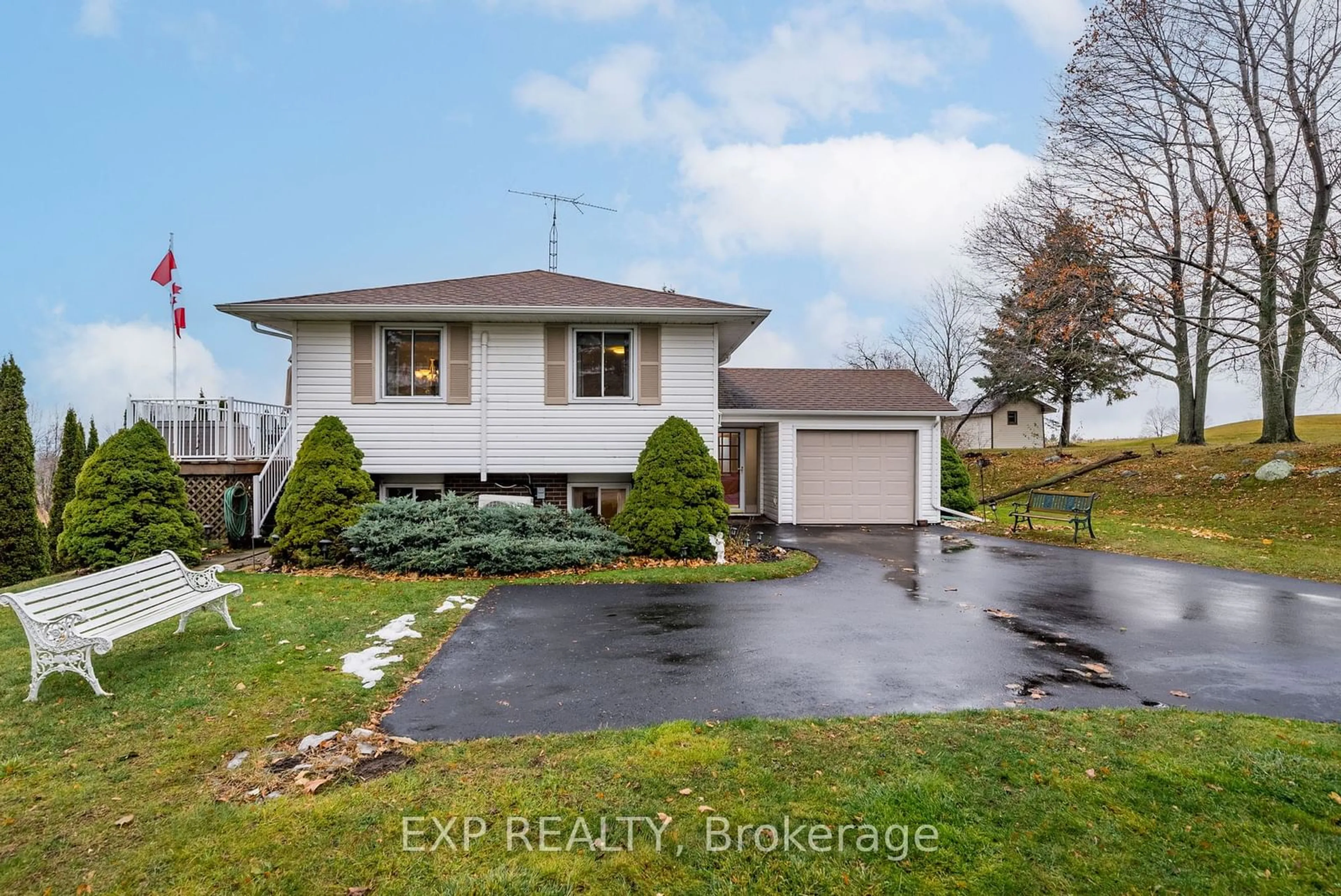 A pic from outside/outdoor area/front of a property/back of a property/a pic from drone, water/lake/river/ocean view for 1820 Stanton Rd, Cobourg Ontario K9A 4J8