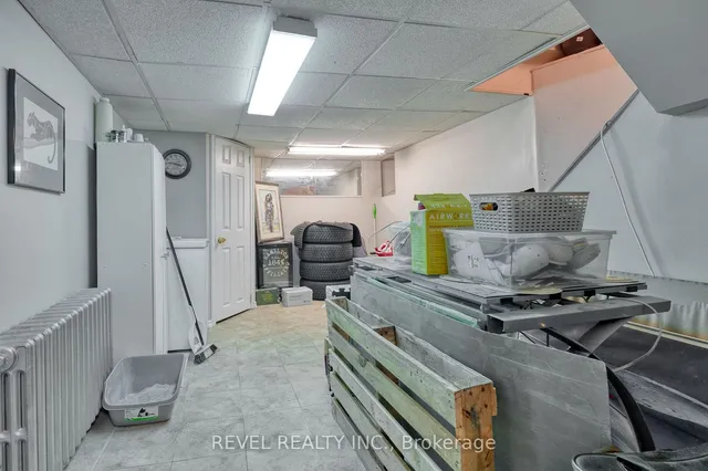 Additional image 29 of 34 Sherman Ave