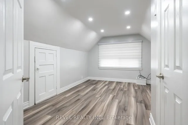 Additional image 8 of 34 Sherman Ave