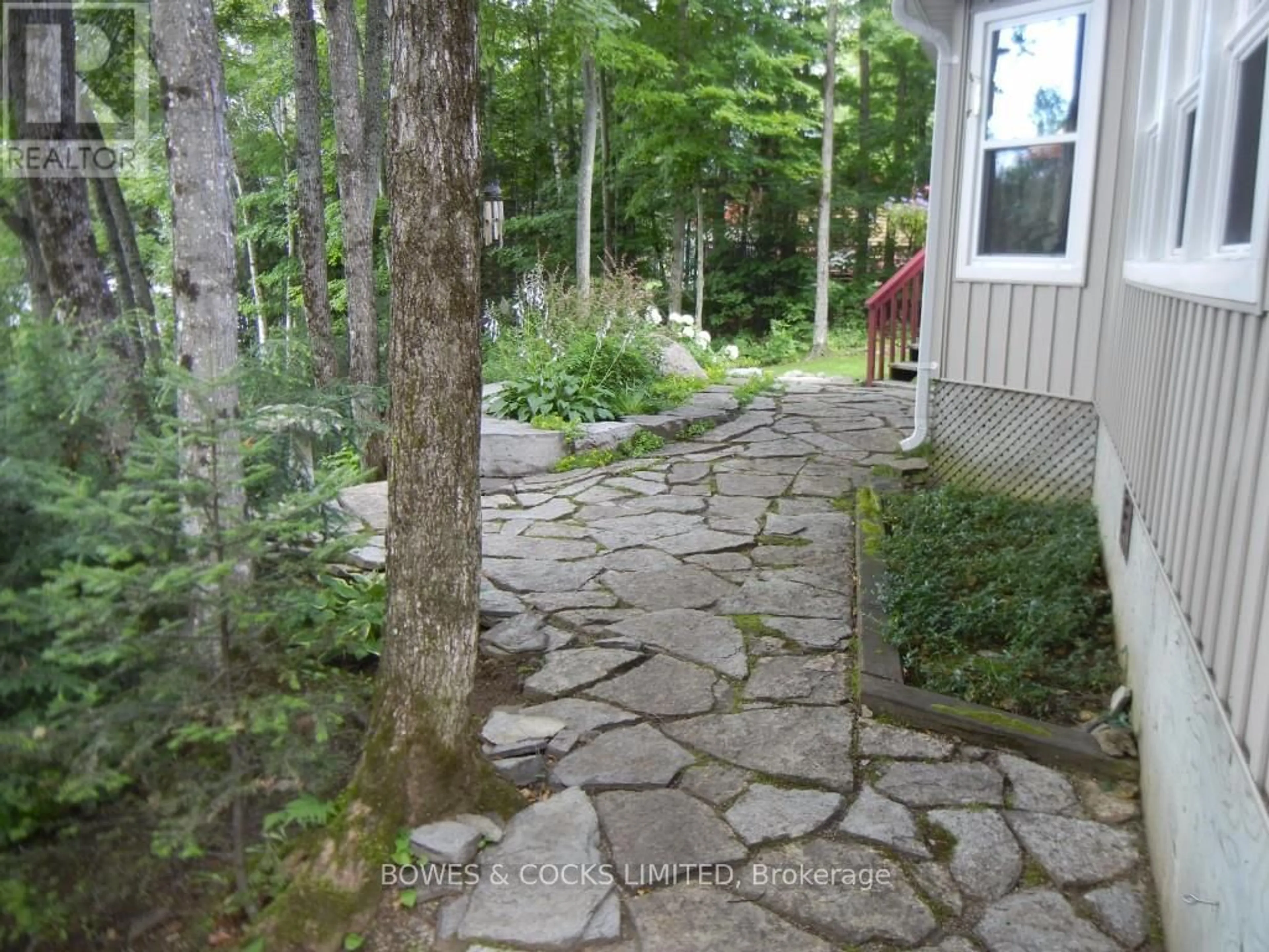 Patio, street for 233 Doc Evans Rd, North Kawartha Ontario K0L 1A0