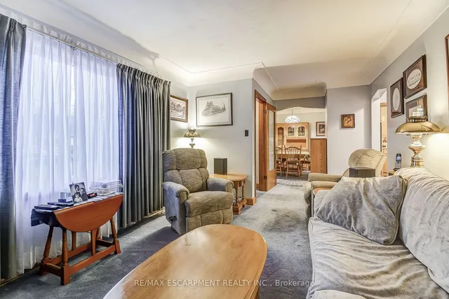 Additional property image - 8 Bromley Rd
