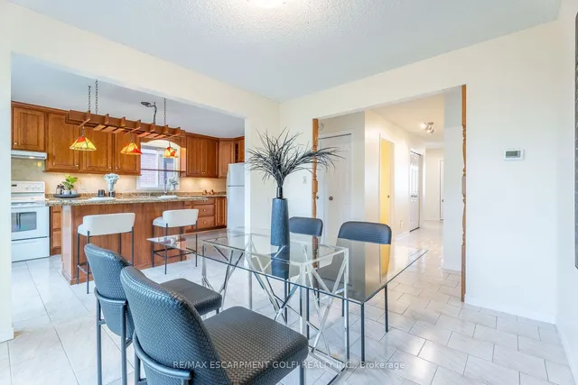 Additional property image - 54 Goldcrest Dr