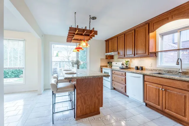 Additional property image - 54 Goldcrest Dr