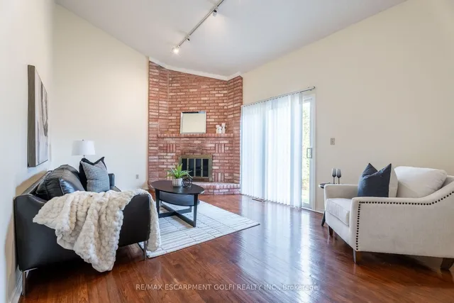 Additional property image - 54 Goldcrest Dr