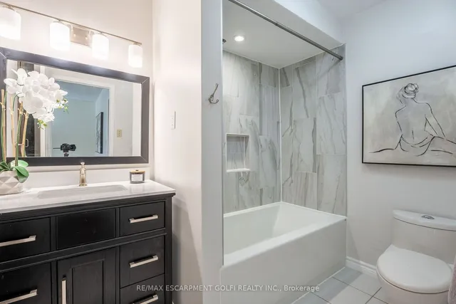 Additional property image - 54 Goldcrest Dr