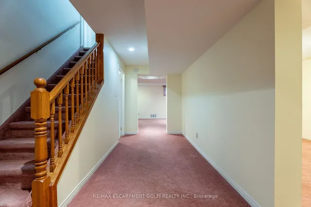 Additional property image - 54 Goldcrest Dr