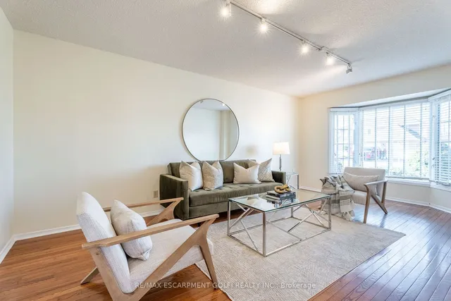 Additional property image - 54 Goldcrest Dr