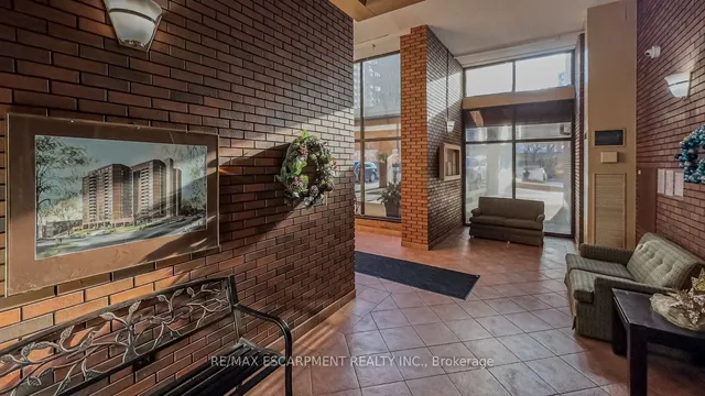 Additional property image - 222 Jackson St Unit 305