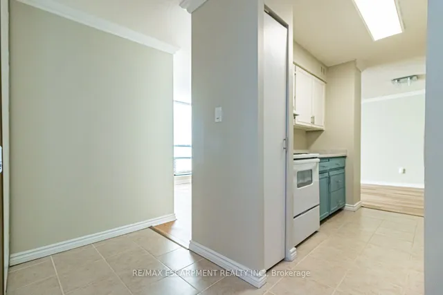 Additional property image - 222 Jackson St Unit 305
