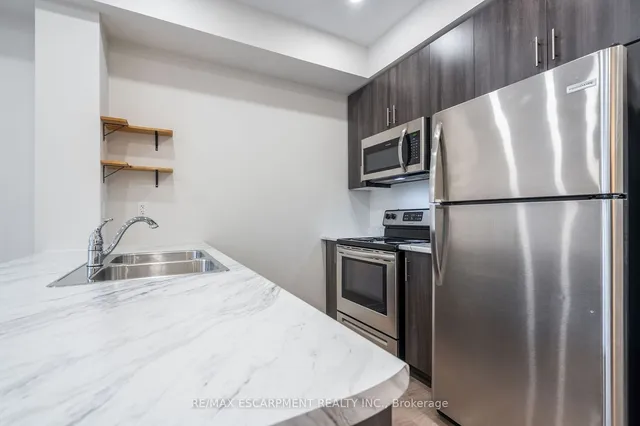 Additional property image - 125 Shoreview Pl Unit 205