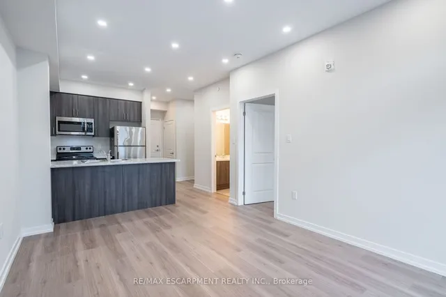 Additional property image - 125 Shoreview Pl Unit 205