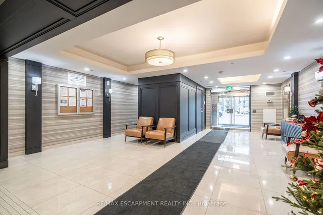 Additional property image - 125 Shoreview Pl Unit 205