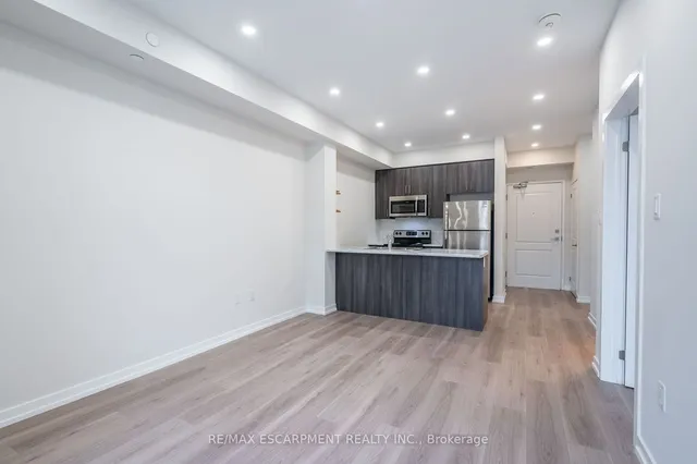 Additional property image - 125 Shoreview Pl Unit 205
