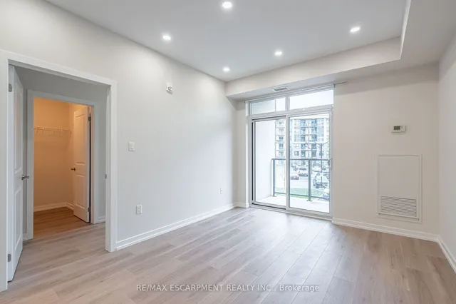 Additional property image - 125 Shoreview Pl Unit 205