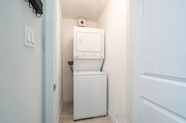Additional property image - 125 Shoreview Pl Unit 205