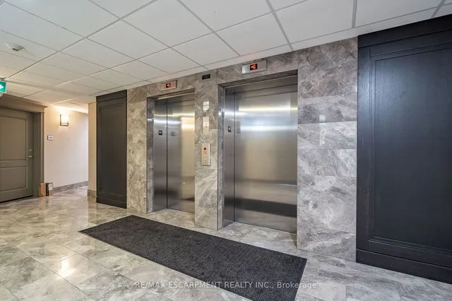 Additional property image - 125 Shoreview Pl Unit 205