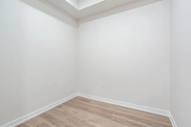 Additional property image - 125 Shoreview Pl Unit 205