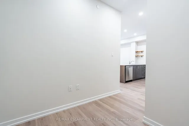 Additional property image - 125 Shoreview Pl Unit 205